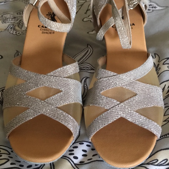 New Very well made dancing shoes - Picture 4 of 7